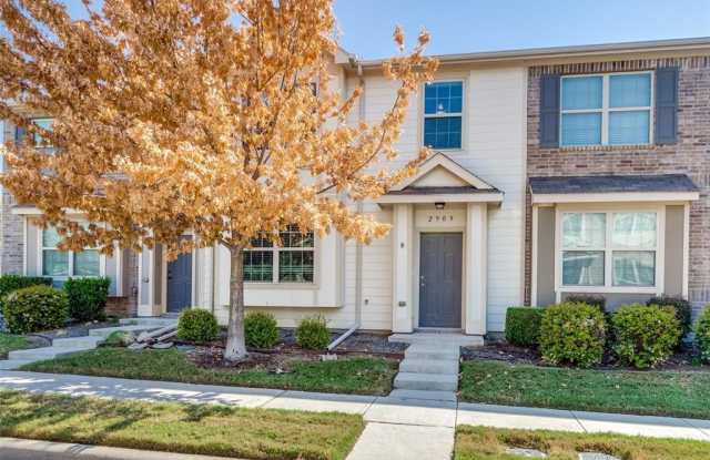 2909 Peyton Brook Drive - 2909 Peyton Brook Drive, Fort Worth, TX 76137