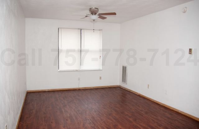 6340 Sewells Point Rd Gallery 2