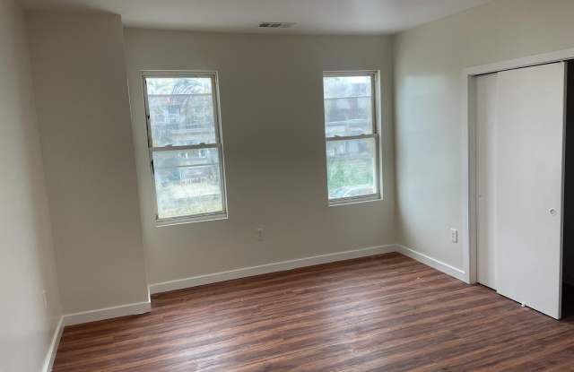 7028 ELMWOOD AVENUE photos photos