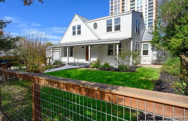 211 ALLENSWORTH ST - 211 Allensworth Street, San Antonio, TX 78209