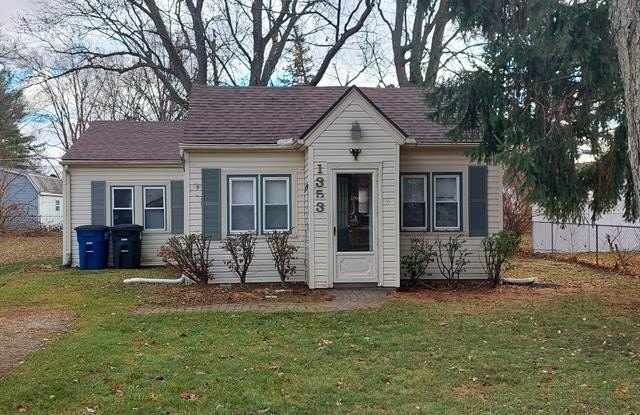 1353 S Linville Avenue photos photos