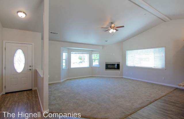 1020 Deodar Way Gallery 3