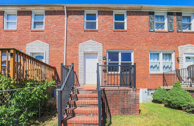 Beautiful 3 Bedroom 1 bath Move-In Ready! - 2748 Plainfield Road, Dundalk, MD 21222