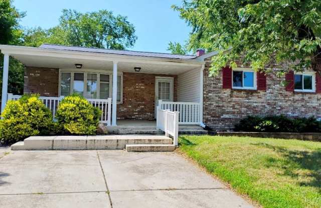 252 MACKINTOSH DRIVE photos photos
