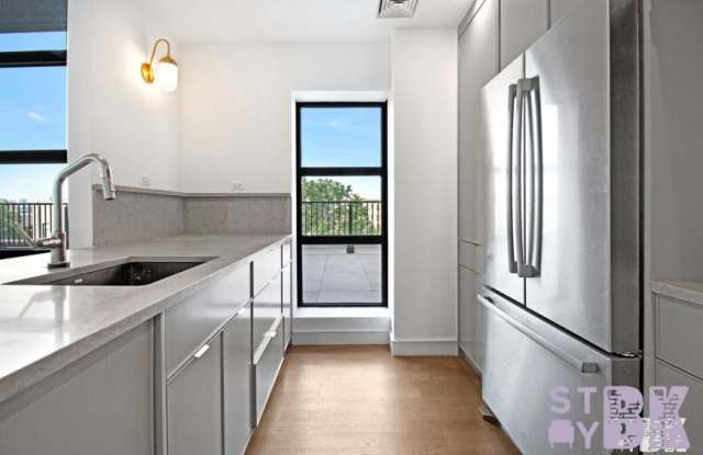 194 21st Street Gallery 4