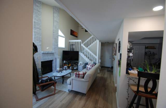 4130 South Evanston Circle Gallery 4