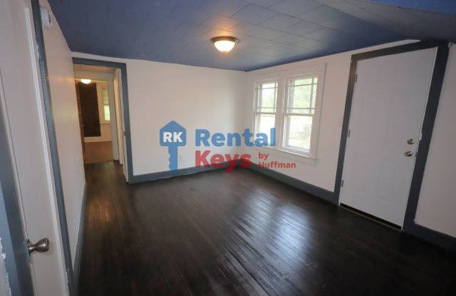 Three Bedroom | Two Bathroom House Gallery 3