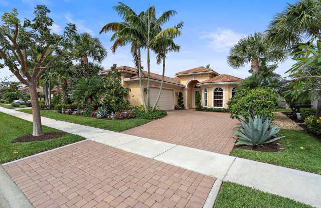 225 Carina Drive Gallery 2