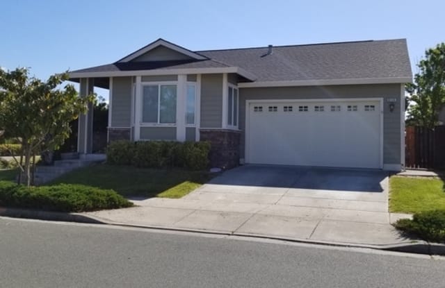 8154 Luisa Way - 8154 Luisa Way, Windsor, CA 95492