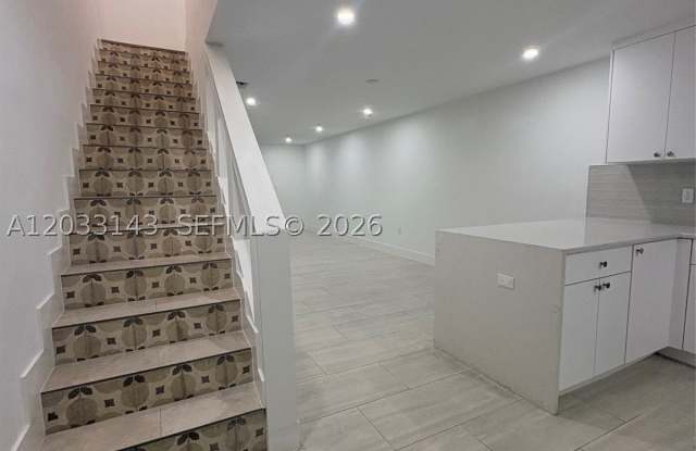 15430 SW 74th Cir Ct Gallery 1