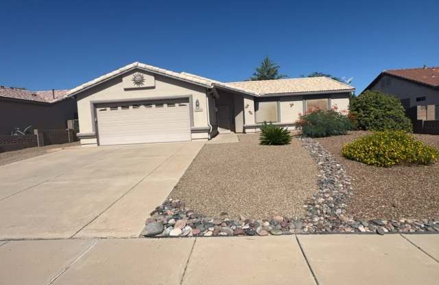 Beautiful Home in Sierra Vista - 3858 Plaza Margarita, Sierra Vista, AZ 85650