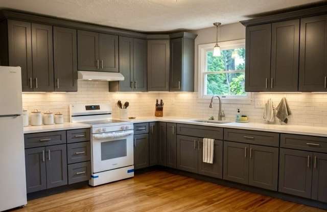 106 Howard Avenue photos photos