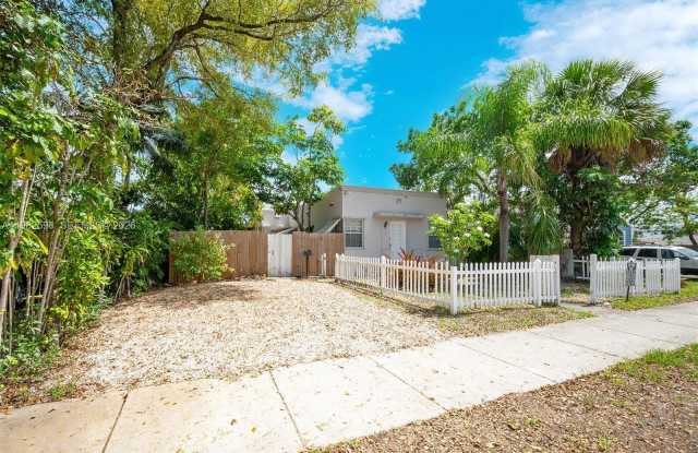 1922 Mckinley St photos photos