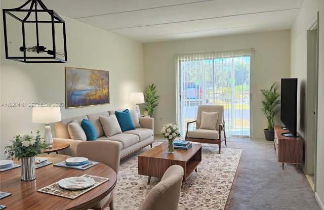 649 S Tamiami Trail photos photos 649 S Tamiami Trail photos photos