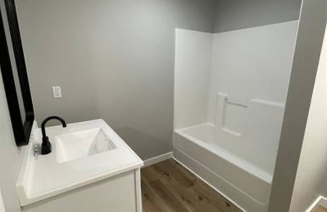 222 Fairmont Avenue - B photos photos