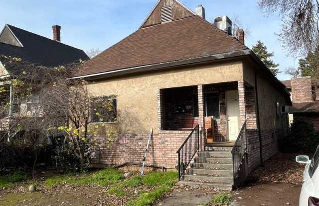 Reserve Now for Fall 2026 / 824 W 1st St. Unit A photos photos