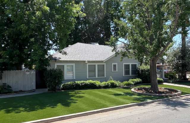 2401 Pacific Drive photos photos