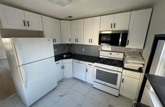 114 Doremus Avenue 2nd Floor photos photos