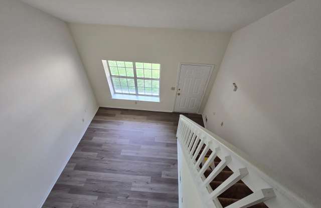 1417 S FARMVIEW DR Gallery 4