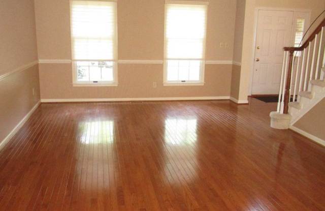 8104 Dry Ridge Road Gallery 2