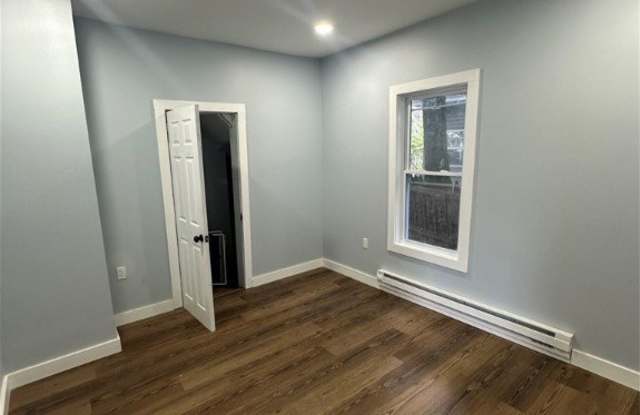 202 Franklin Apt A Street Gallery 3