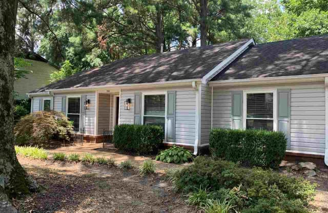 7946 FARMINGTON - 7946 Farmington Blvd, Germantown, TN 38138