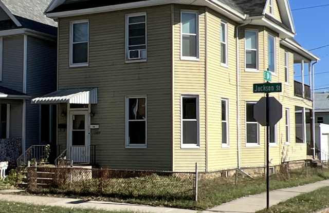 1308 Jackson Street - 1 - 1308 Jackson Street, Dubuque, IA 52001
