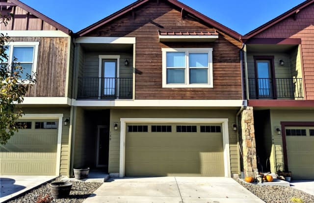 138 N 41st Pl - 138 North 41st Place, Ridgefield, WA 98642