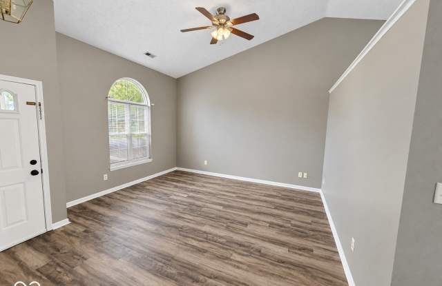 12915 Longleaf Lane Gallery 3
