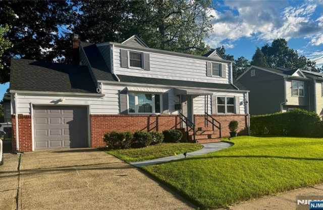 116 Merritt Avenue photos photos