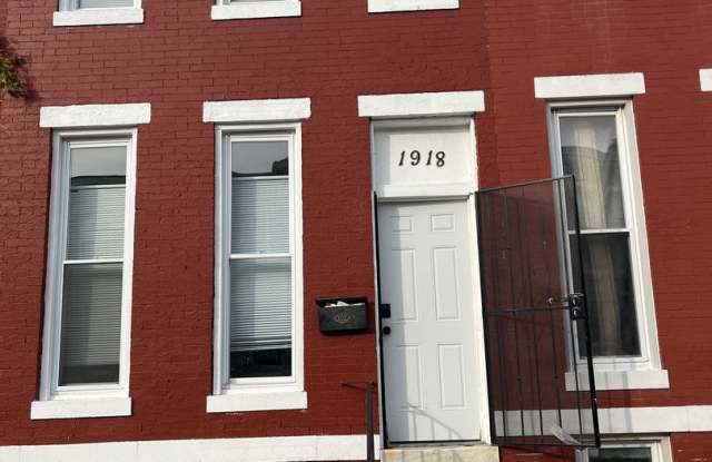 3 bedroom 2 bathroom Located 1918 Penrose Ave photos photos