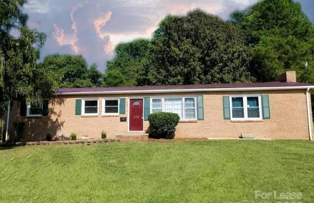 809 S Caldwell Avenue photos photos