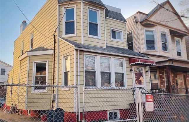 187 EGE AVE - 187 Ege Avenue, Jersey City, NJ 07304