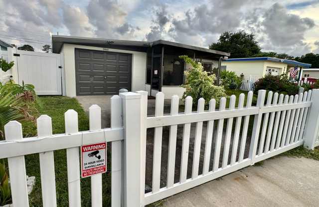 Move-In Ready & Solar-Powered – Flexible Furnishing Options Available! 3bed | 1 bath photos photos