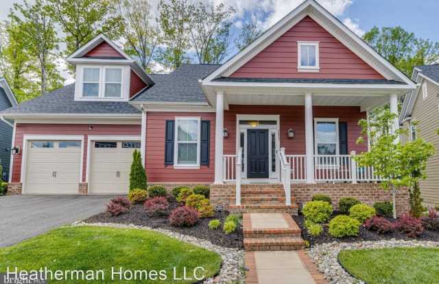 2633 Crossvine Drive - 2633 Crossvine Dr, Cherry Hill, VA 22026