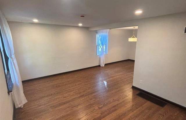 8616 Belhaven Drive Gallery 2