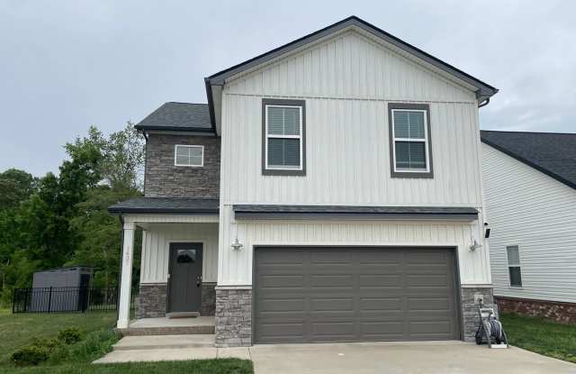 4 Bedroom Pet Friendly Home For Rent with Club House, Comm. Pool, & Comm Gym Access! photos photos