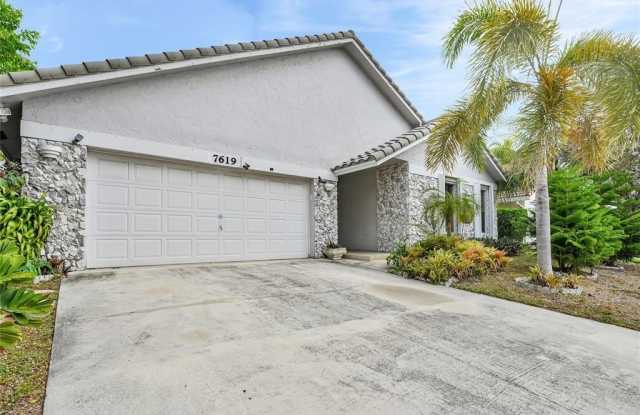 7619 Silver Woods Ct photos photos