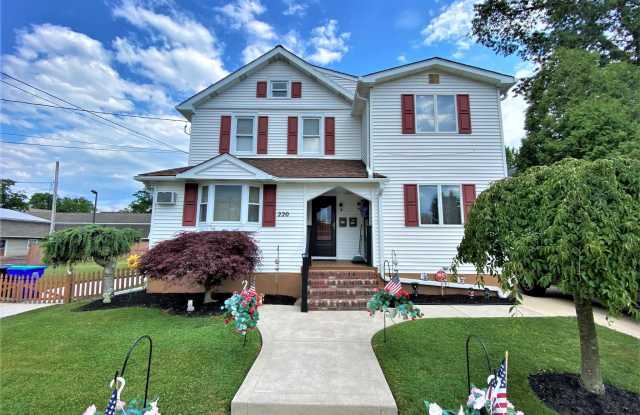 220 PRATT STREET - 220 Pratt Street, Hammonton, NJ 08037