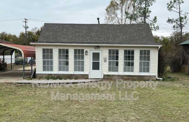 8720 NE 51st St - 8720 Northeast 51st Street, Spencer, OK 73084