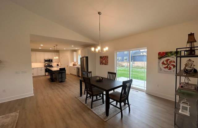 5706-5708 Eternity Drive Gallery 4