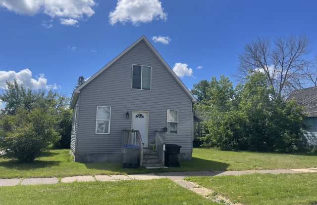 1402 N 19th St - 1402 North 19th Street, Superior, WI 54880