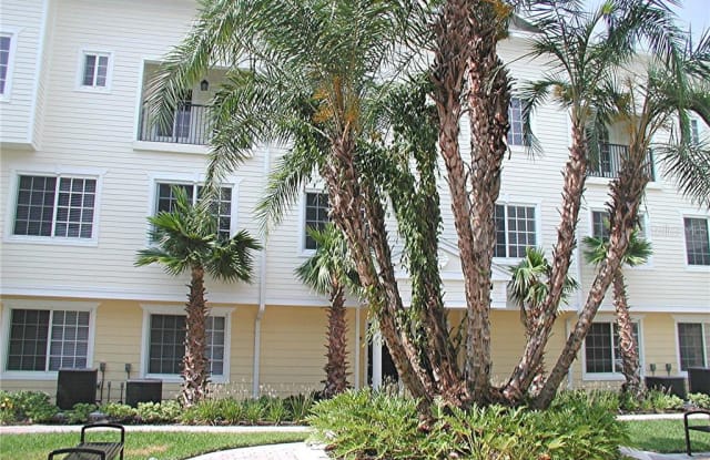 9863 MEADOW FIELD CIRCLE - 9863 Meadow Field Cir, Westchase, FL 33626