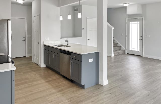 6072 Driscoll Drive - 6076 Gallery 3