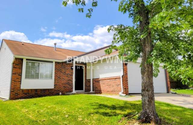 4108 Luxembourg Circle East photos photos
