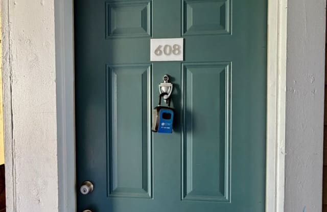 1 Bed/1 Bath, Ground Floor condo at The Landings of Tampa! AVAILABLE NOW! Gallery 4