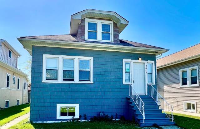 Delightful 4 Bed/1 Bath Single Family Home for Rent! Available for ASAP Move In! Parking Included! photos photos