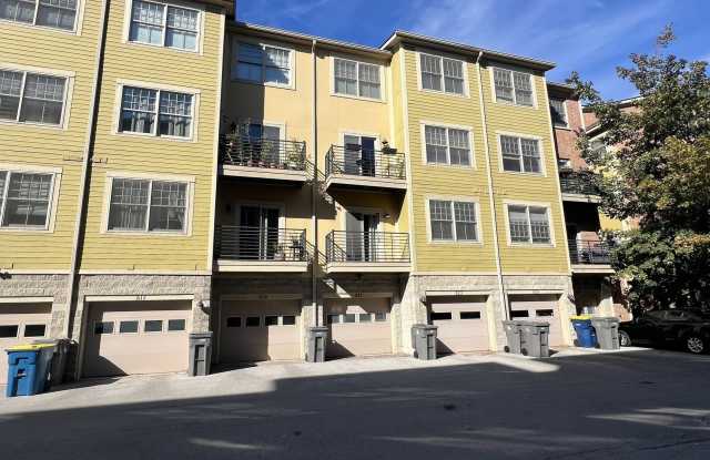 521 N Park Avenue - 521 North Park Avenue, Indianapolis, IN 46202