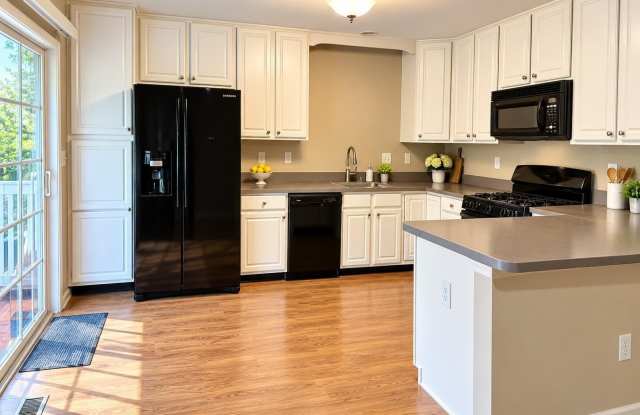 35 Ironwood Court Gallery 2