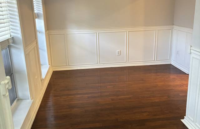 11607 Harbor Road Gallery 4